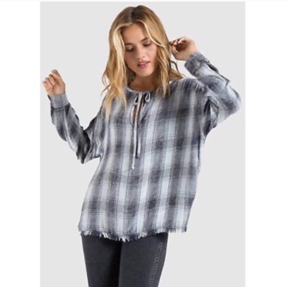 NWOT Anthro Plaid Ovesized Raw Hem Top Size: XS